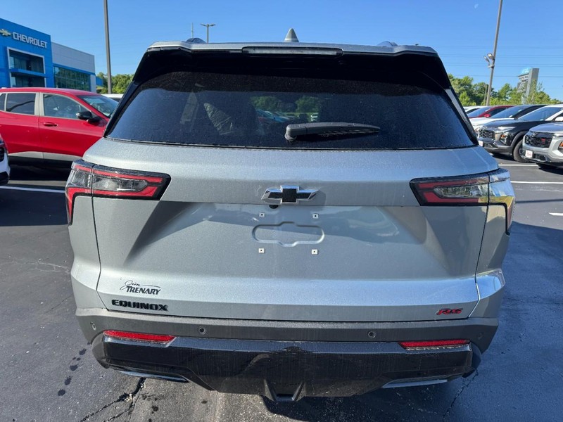 Chevrolet Equinox Vehicle Image 04