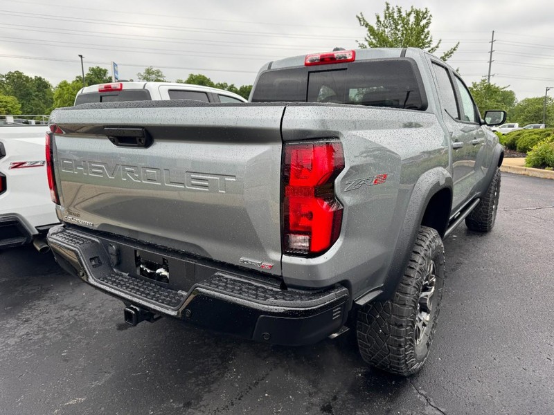 Chevrolet Colorado Vehicle Image 03