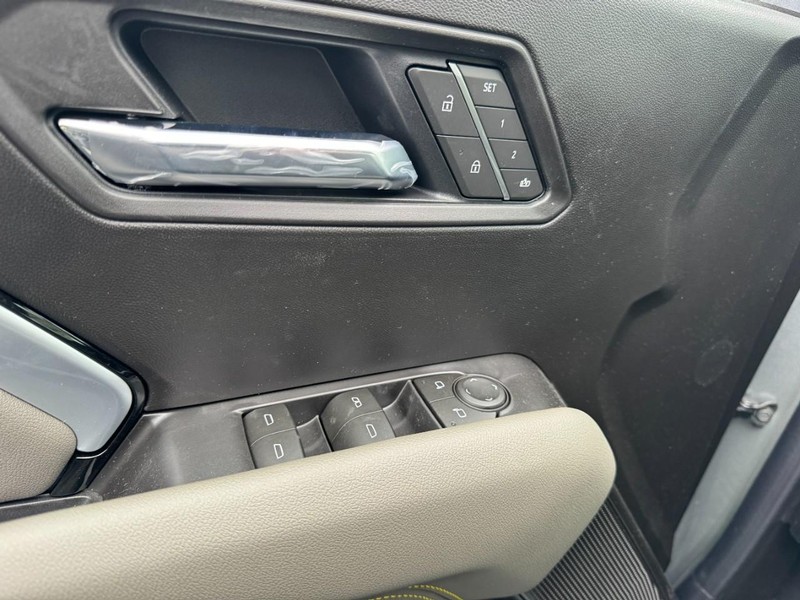 Chevrolet Colorado Vehicle Image 08