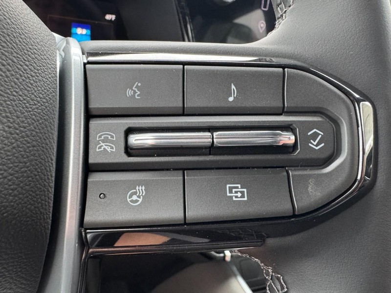 Chevrolet Colorado Vehicle Image 10