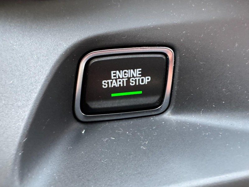 Chevrolet Camaro Vehicle Image 19