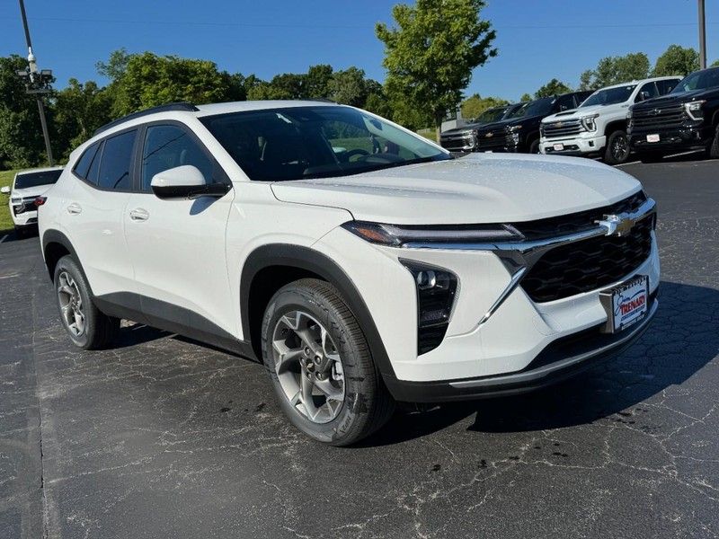 Chevrolet Trax Vehicle Image 02