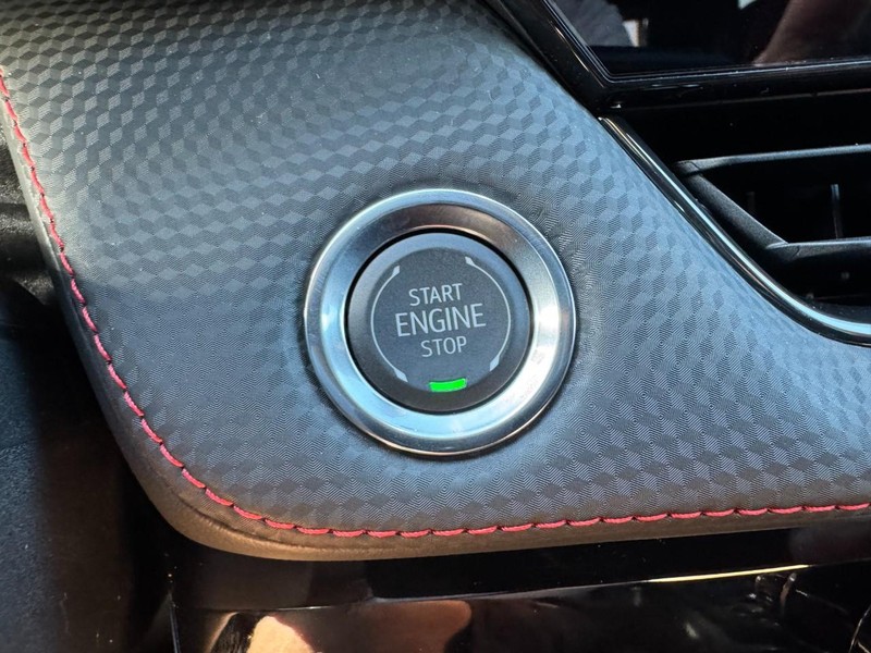 Chevrolet Equinox Vehicle Image 17