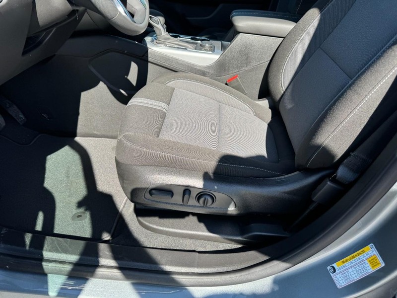 Chevrolet Blazer Vehicle Image 09