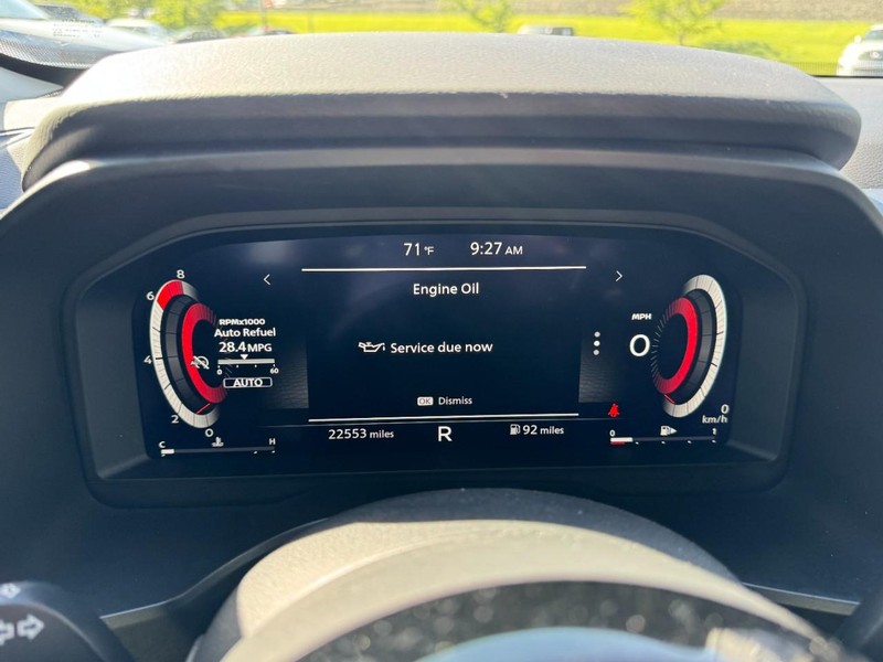 Nissan Rogue Vehicle Image 23