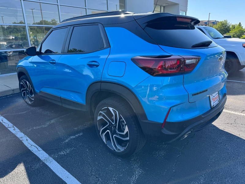 Chevrolet TrailBlazer Vehicle Image 04