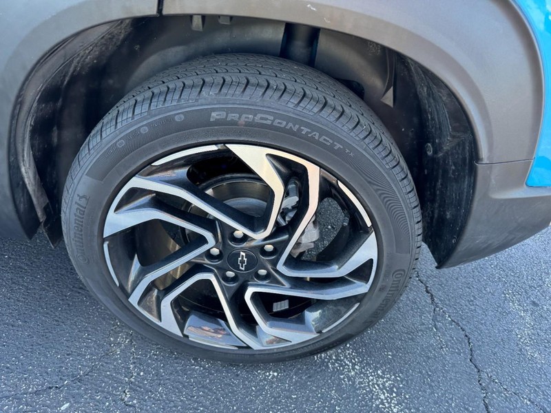 Chevrolet TrailBlazer Vehicle Image 05