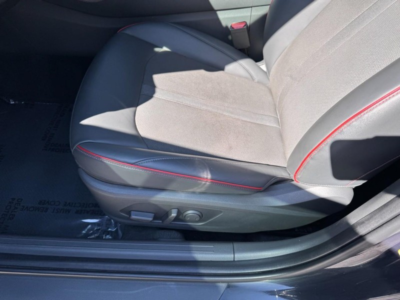 Hyundai Sonata Vehicle Image 15