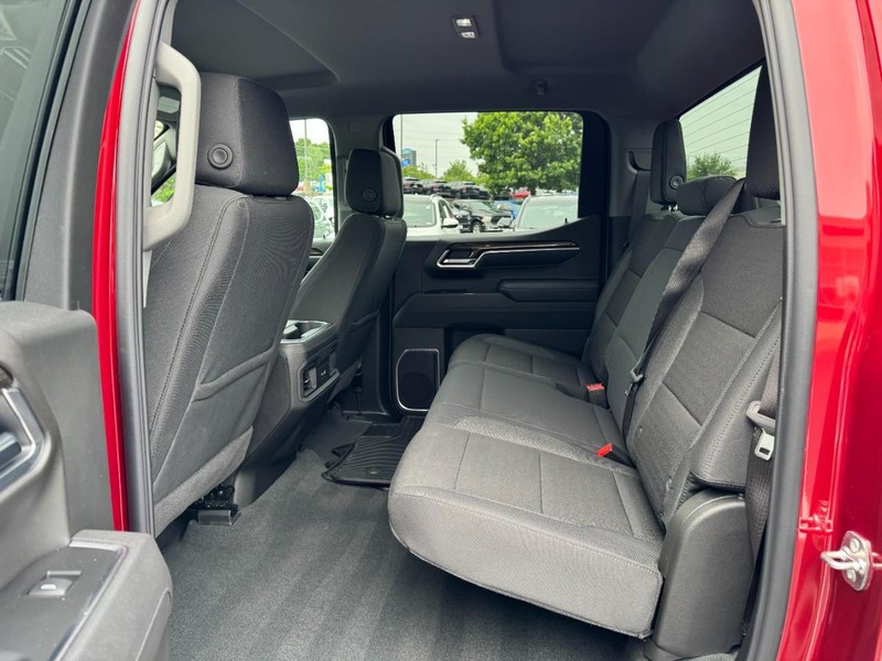 Chevrolet Silverado 1500 Vehicle Image 10