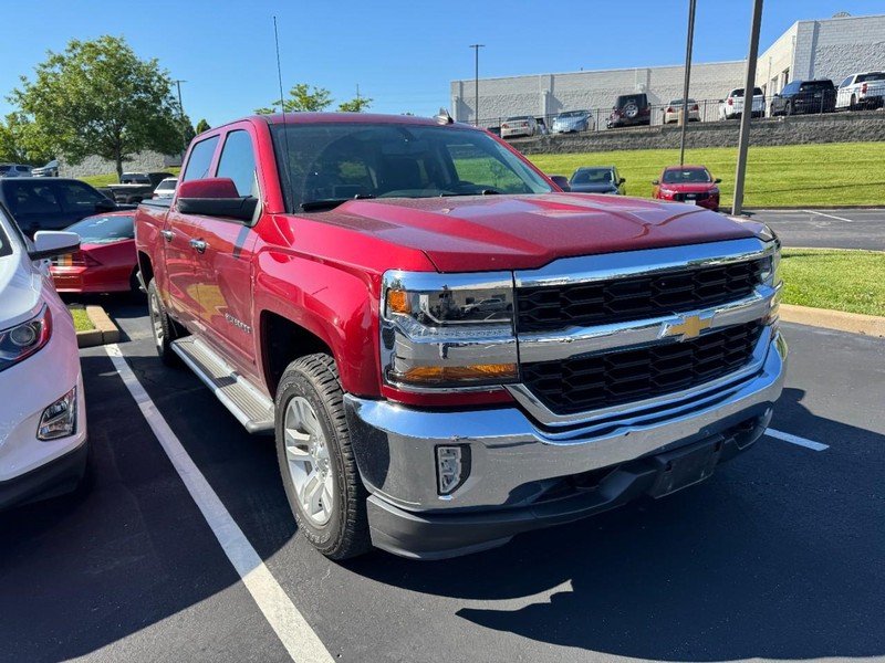 Chevrolet Silverado 1500 Vehicle Image 04