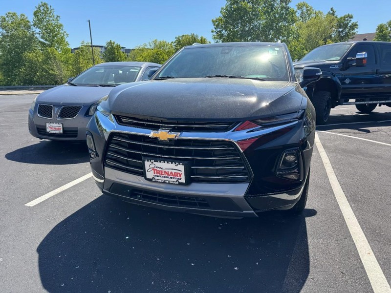 Chevrolet Blazer Vehicle Image 02