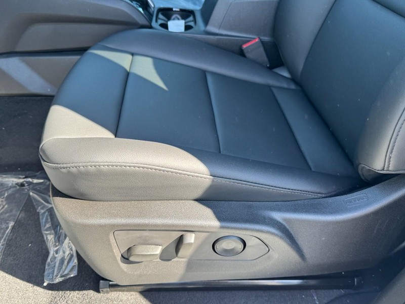 Chevrolet Colorado Vehicle Image 08