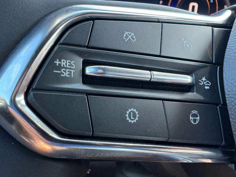Chevrolet Traverse Vehicle Image 12