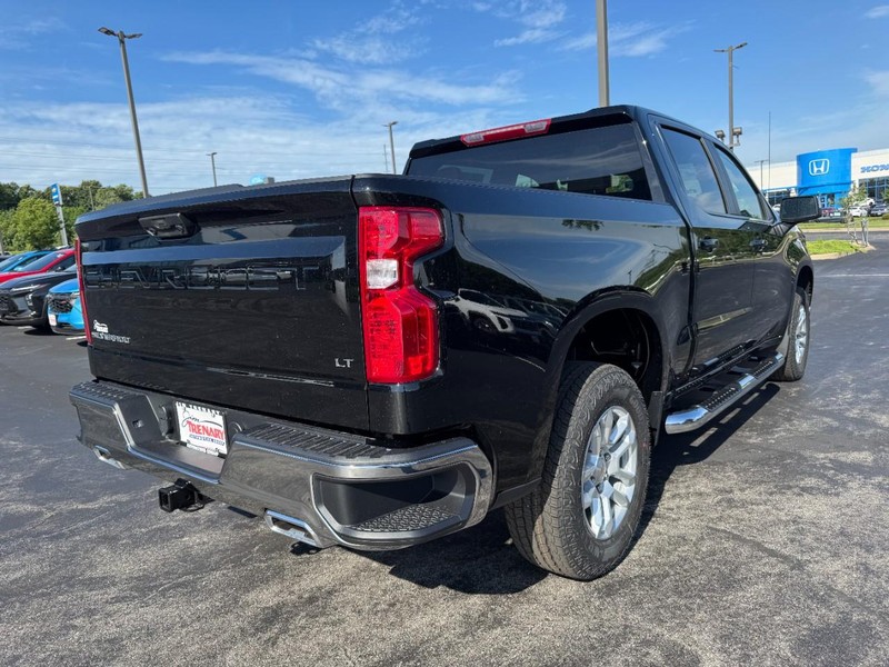Chevrolet Silverado 1500 Vehicle Image 04