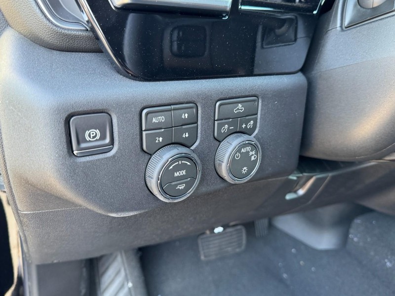 Chevrolet Silverado 1500 Vehicle Image 13