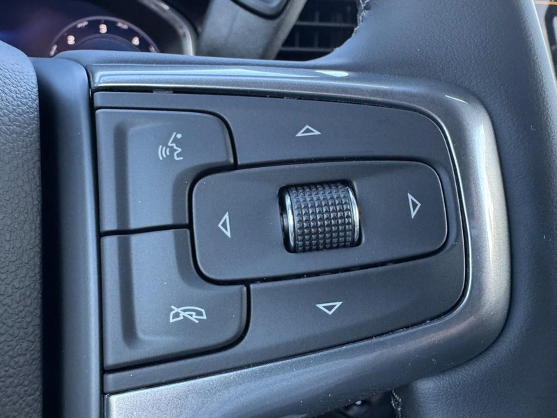 Chevrolet Silverado 1500 Vehicle Image 15