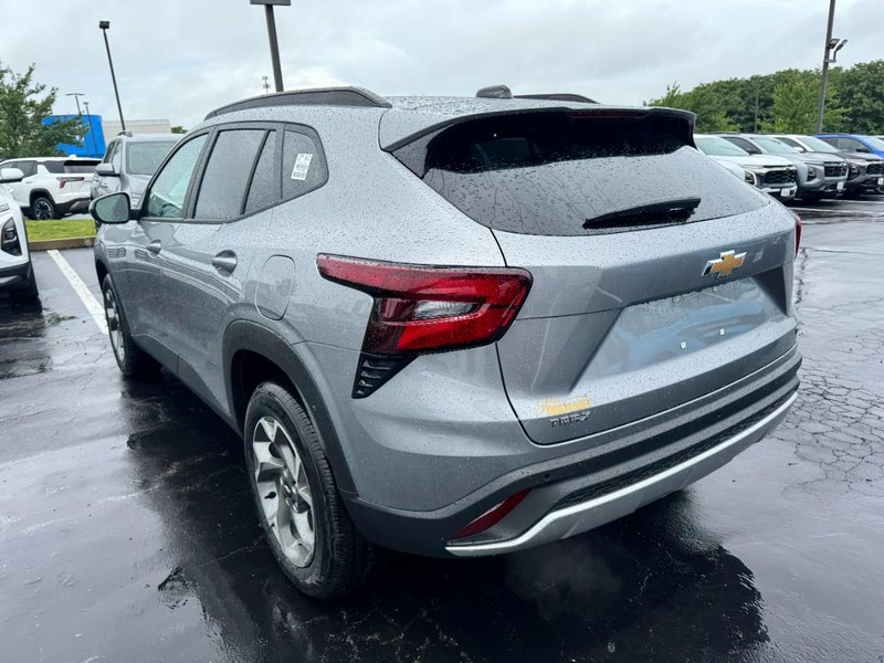 Chevrolet Trax Vehicle Image 05