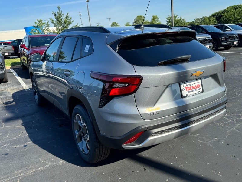 Chevrolet Trax Vehicle Image 05