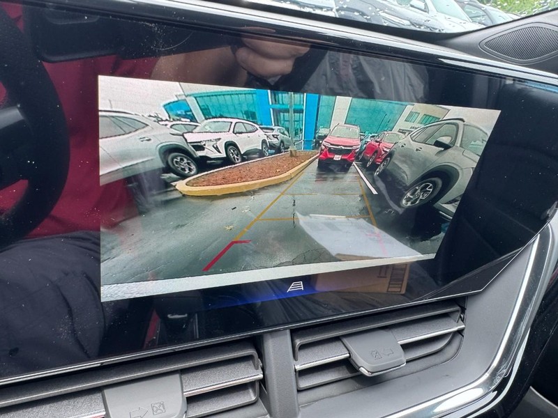 Chevrolet Trax Vehicle Image 15