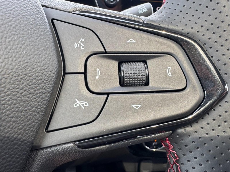 Chevrolet Trax Vehicle Image 12