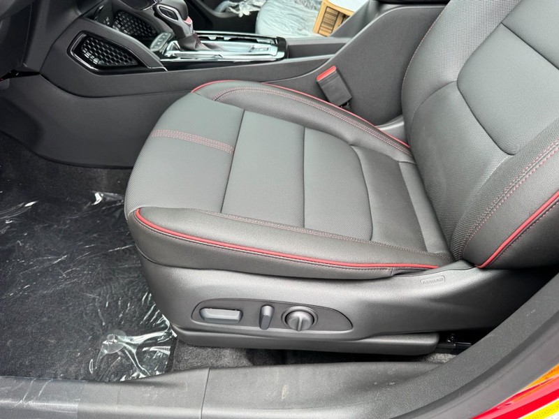 Chevrolet TrailBlazer Vehicle Image 07