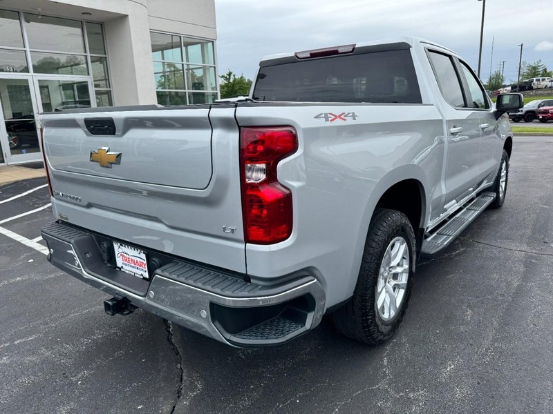 Chevrolet Silverado 1500 Vehicle Image 03