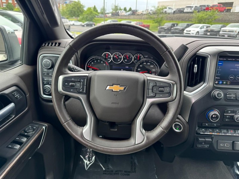 Chevrolet Silverado 1500 Vehicle Image 12