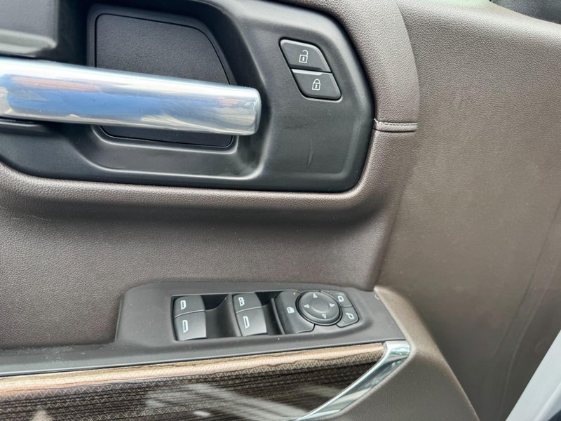 Chevrolet Silverado 1500 Vehicle Image 15