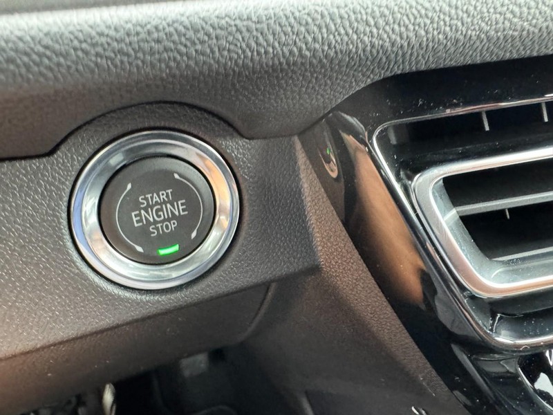 Chevrolet Traverse Vehicle Image 18