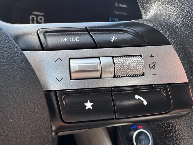 Hyundai Tucson Vehicle Image 17