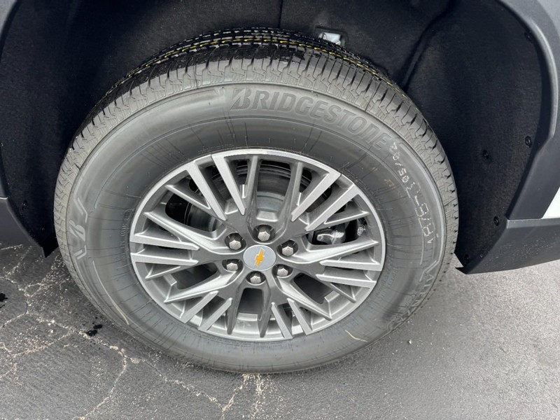Chevrolet Traverse Vehicle Image 06