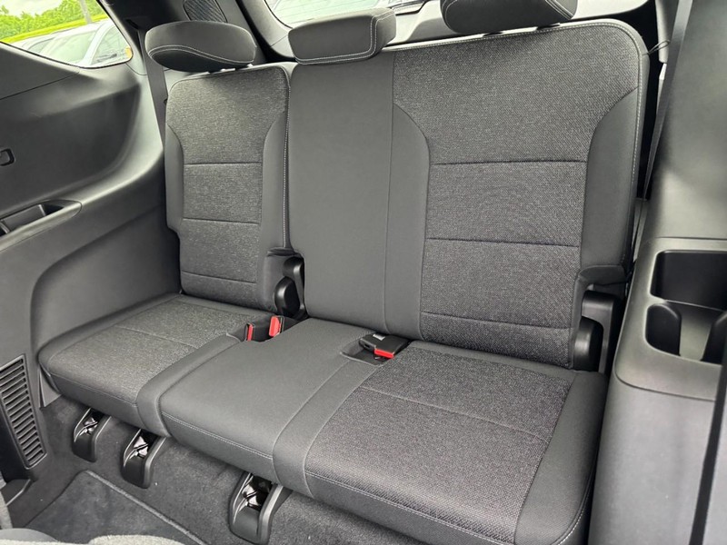 Chevrolet Traverse Vehicle Image 08