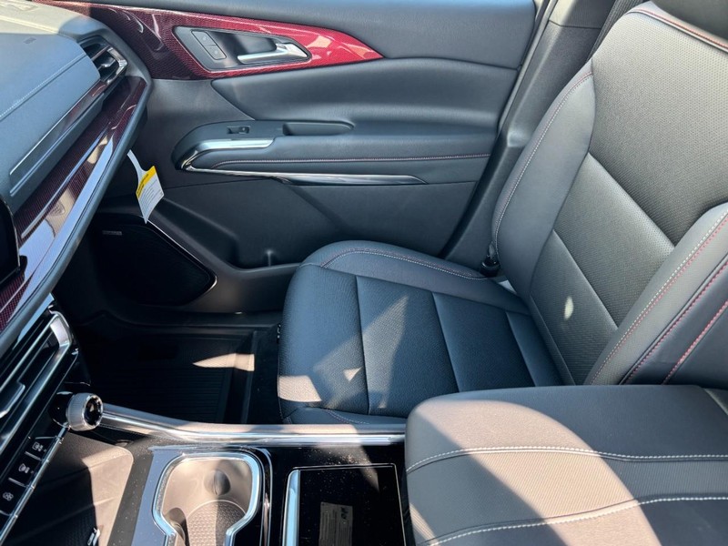 Chevrolet Traverse Vehicle Image 09