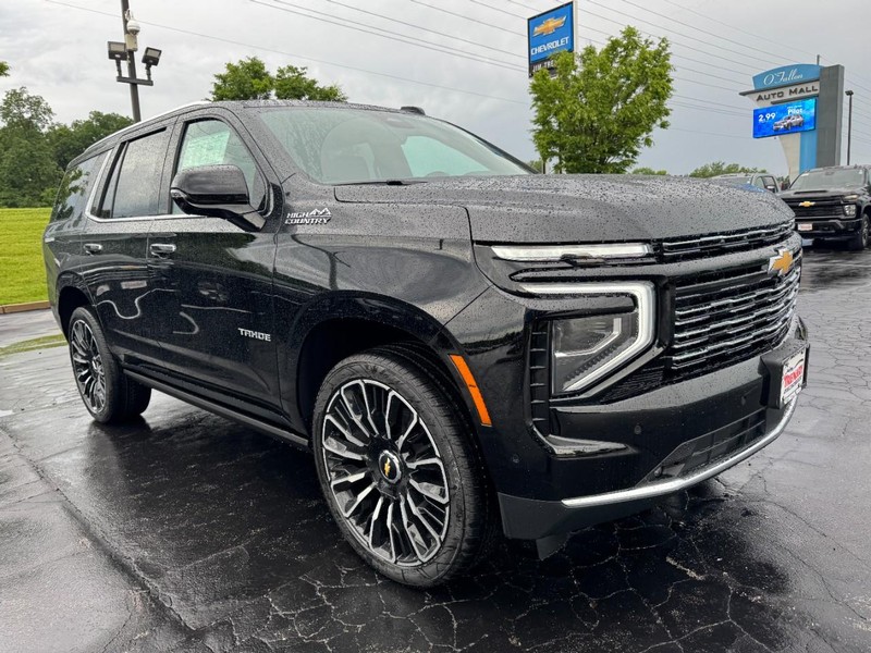 Chevrolet Tahoe Vehicle Image 02