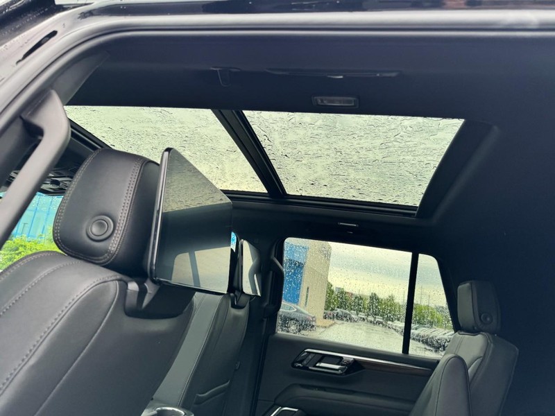 Chevrolet Tahoe Vehicle Image 08