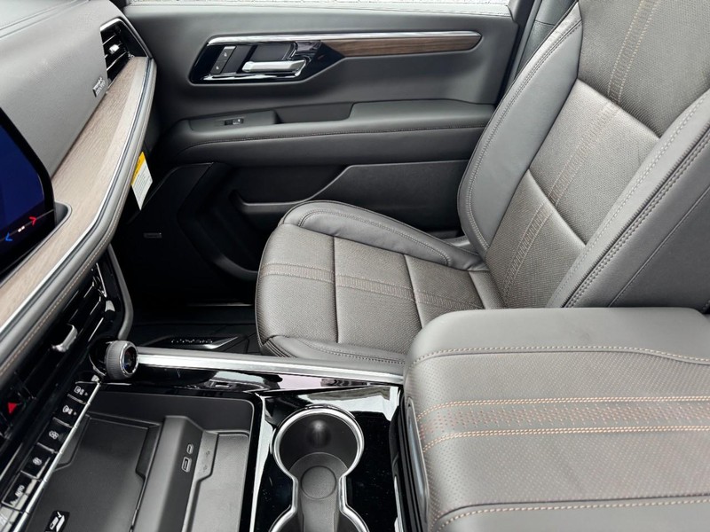 Chevrolet Tahoe Vehicle Image 10