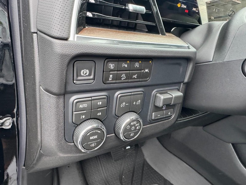 Chevrolet Tahoe Vehicle Image 13