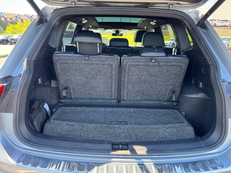 Volkswagen Tiguan Vehicle Image 06