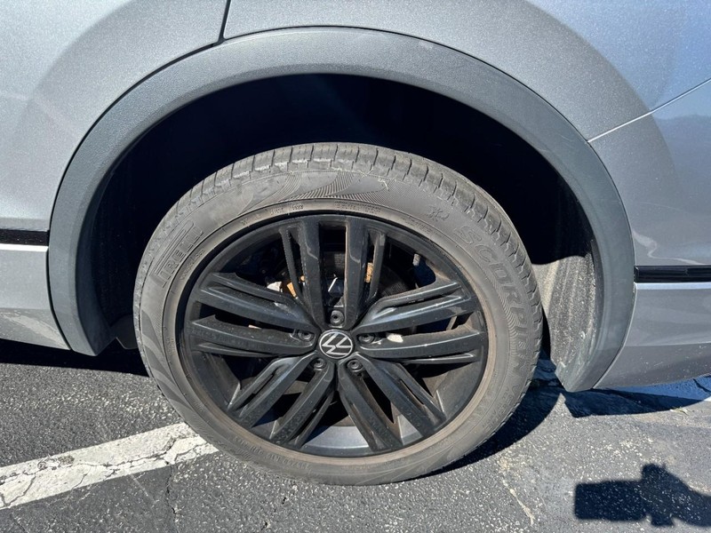 Volkswagen Tiguan Vehicle Image 07