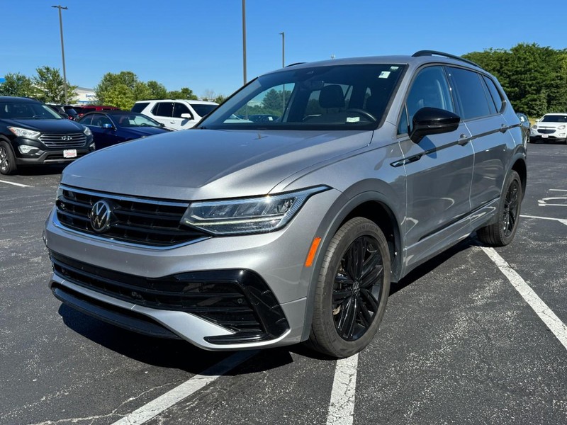Volkswagen Tiguan Vehicle Image 08