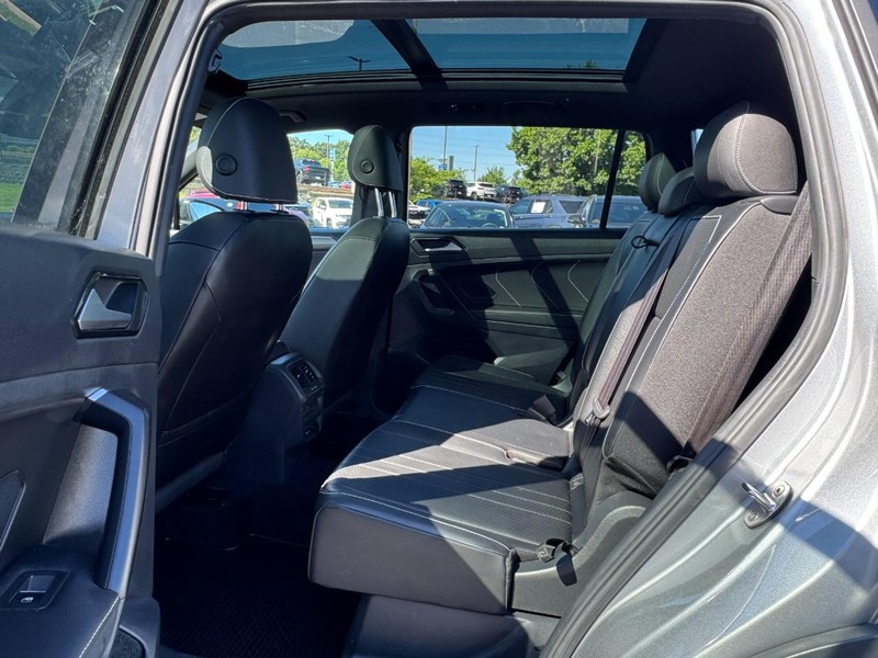 Volkswagen Tiguan Vehicle Image 10