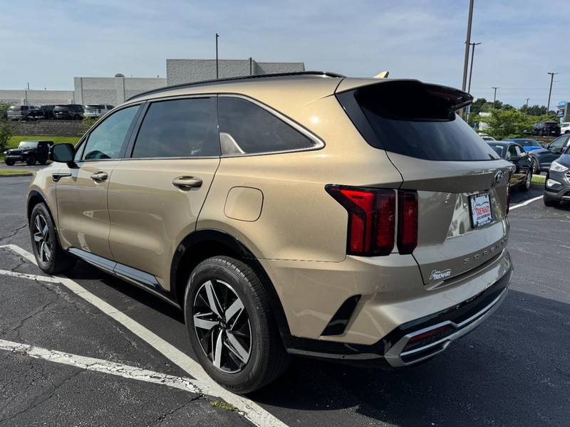Kia Sorento Vehicle Image 05
