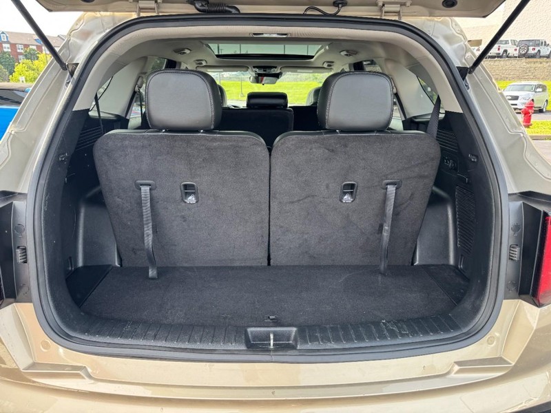 Kia Sorento Vehicle Image 06