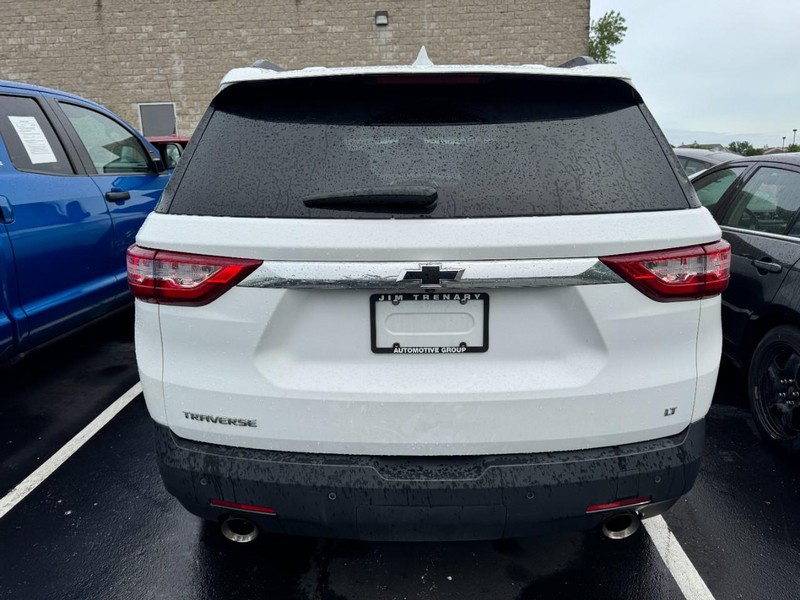 Chevrolet Traverse Vehicle Image 04