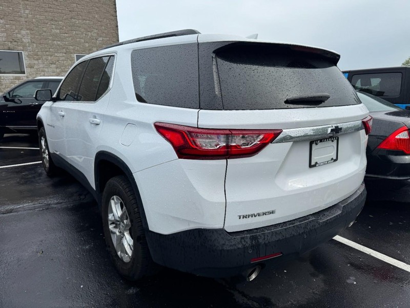 Chevrolet Traverse Vehicle Image 05