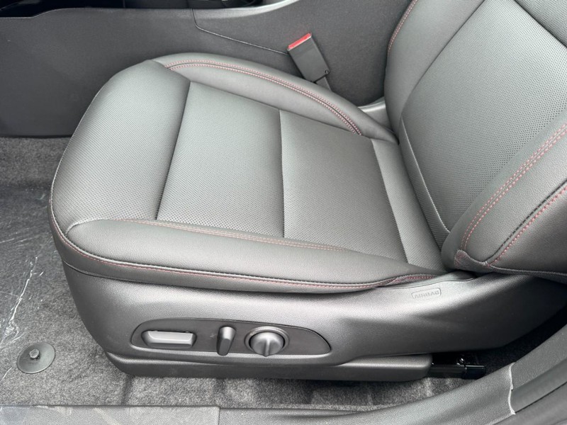 Chevrolet Trax Vehicle Image 08
