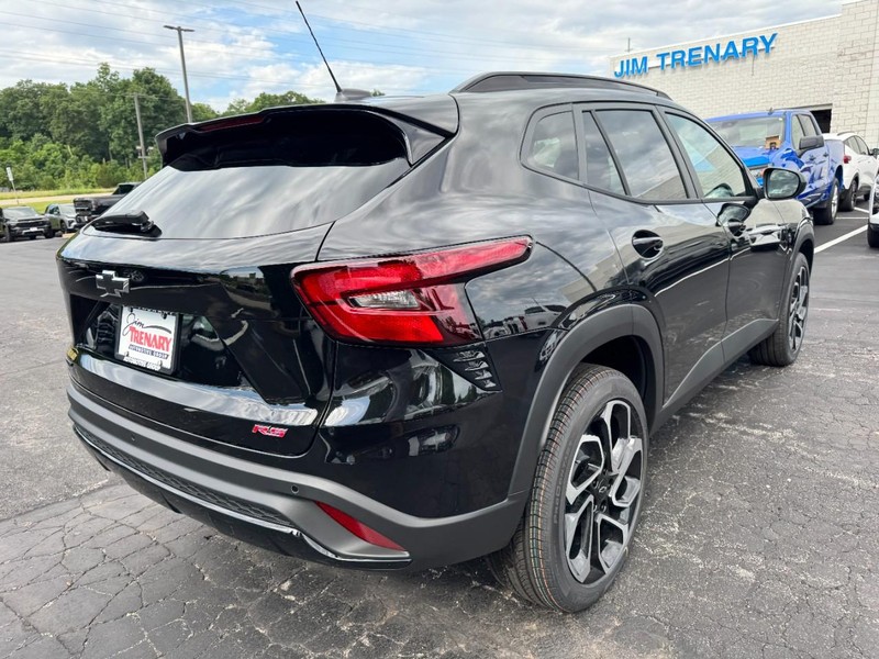Chevrolet Trax Vehicle Image 03