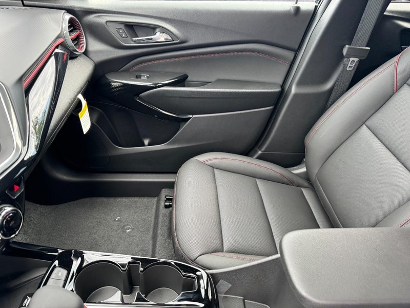 Chevrolet Trax Vehicle Image 09