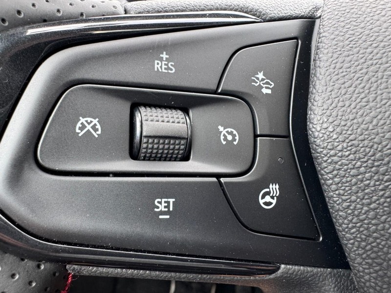 Chevrolet Trax Vehicle Image 12