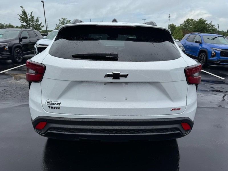 Chevrolet Trax Vehicle Image 04